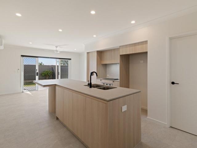 Townhouse for rent in Toombul, Queensland