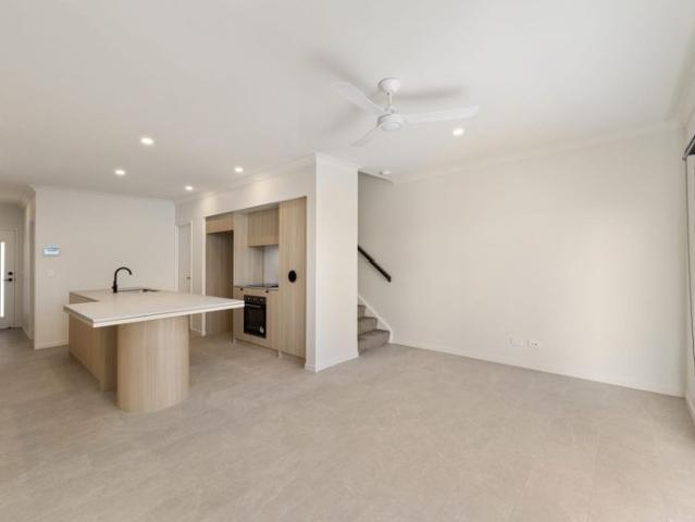Townhouse for rent in Toombul, Queensland
