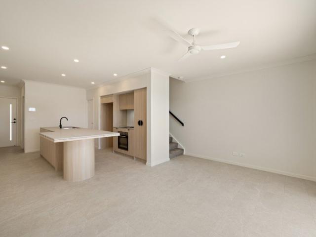 Townhouse for rent in Toombul, Queensland