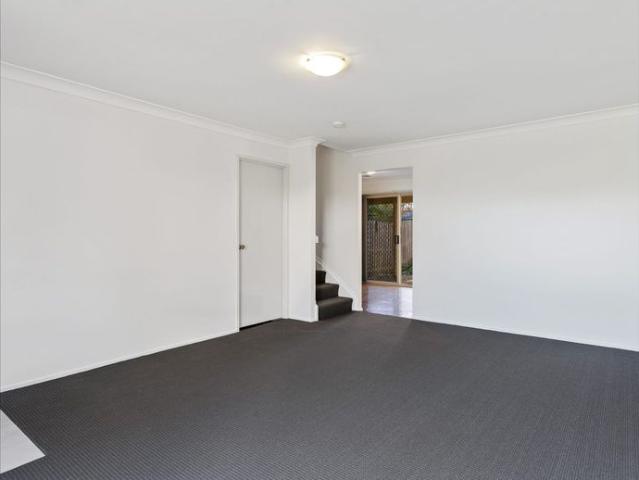 Townhouse for rent in Shailer Park, Greater Brisbane