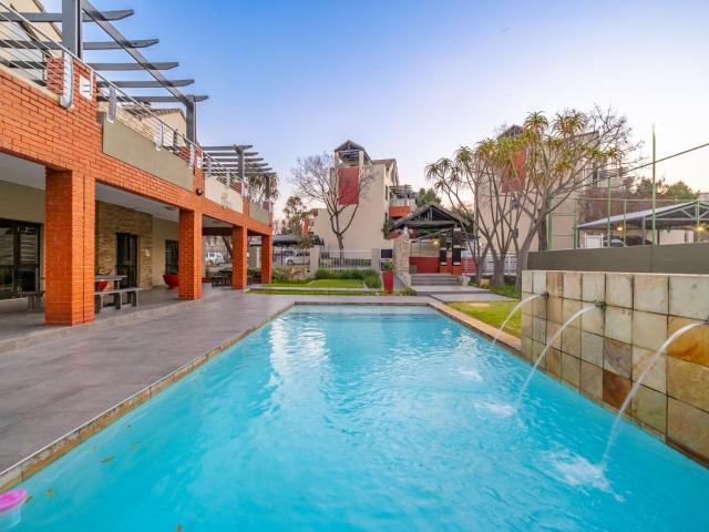 Apartment for rent in Lone Hill, Randburg