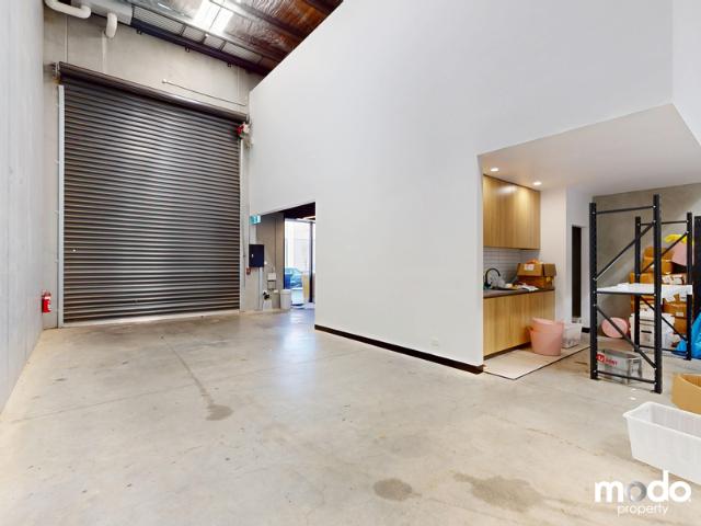 Warehouse for rent in Epping, Melbourne
