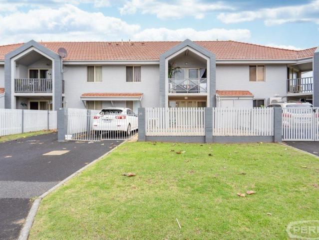 Apartment for sale in Parklands, Western Australia