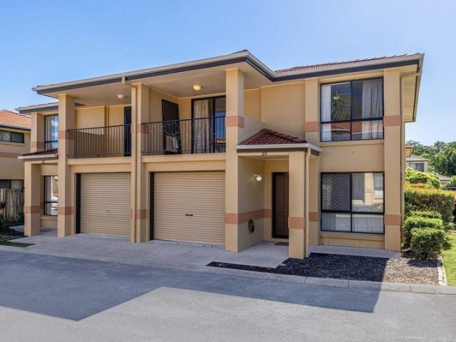 Townhouse for sale in Toombul, Queensland