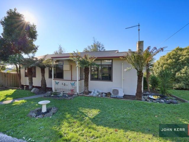 House for sale in Coalville, Victoria