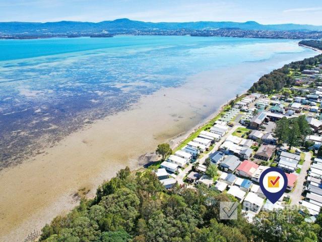 Villa for sale in Wollongong West, New South Wales