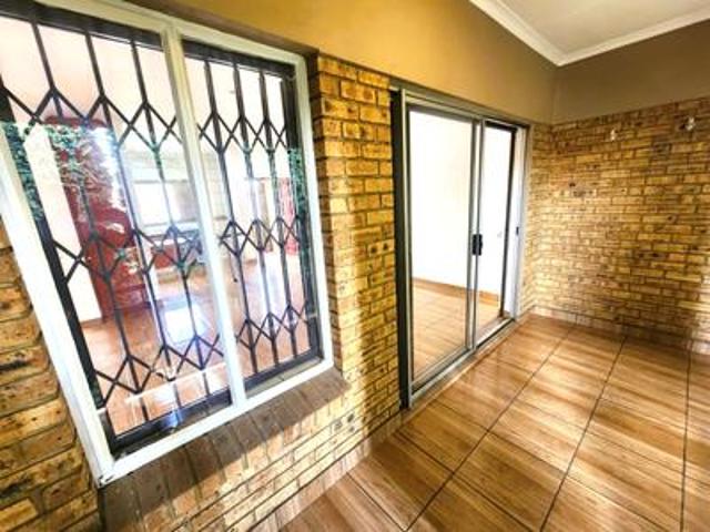 Apartment for sale in Brakpan, City of Ekurhuleni Metropolitan Municipality