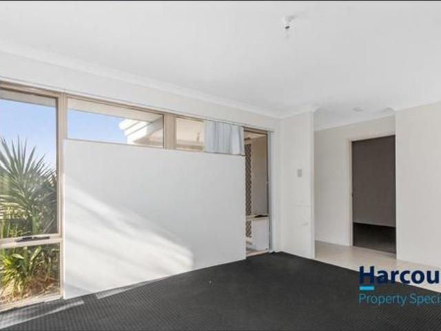 House for rent in Queens Park, Western Australia