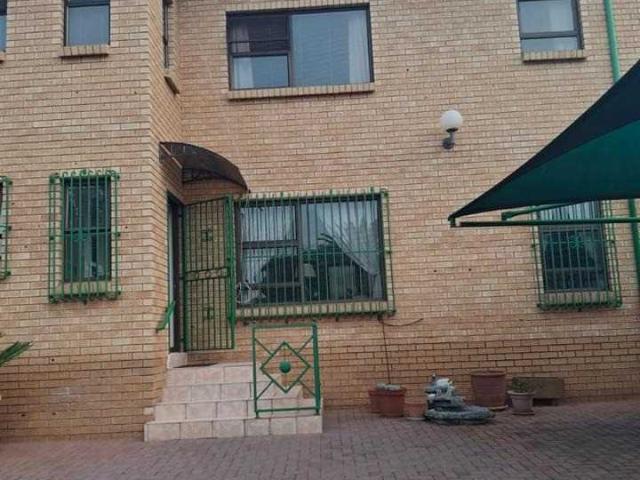 Property for sale in Vosloorus, Gauteng