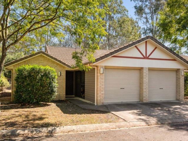 Townhouse for sale in Toombul, Queensland