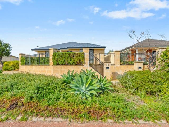 House for sale in Parklands, Western Australia