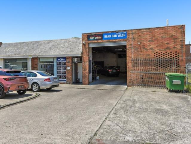 Warehouse for sale in Camerons Creek, Victoria