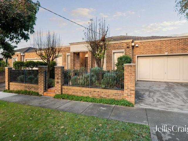 Townhouse for sale in Camerons Creek, Victoria