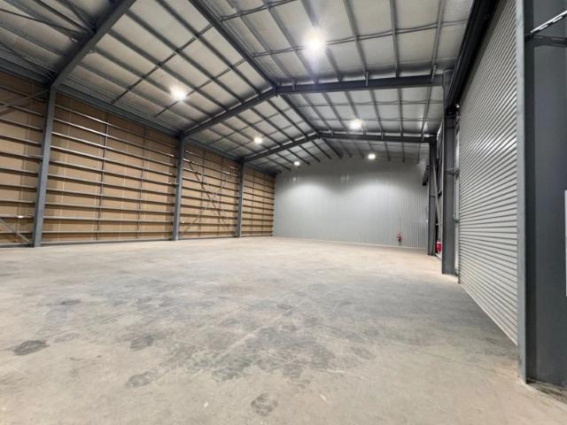 Warehouse for rent in Edinburgh North, Adelaide