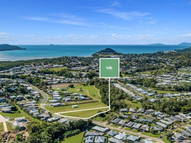 Land for sale in Cannonvale, Queensland