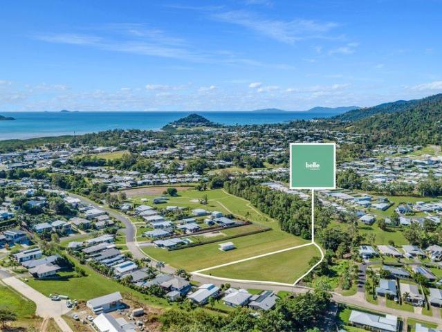 Land for sale in Cannonvale
