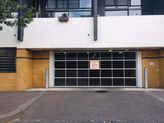 Garage for rent in Camerons Creek, Victoria