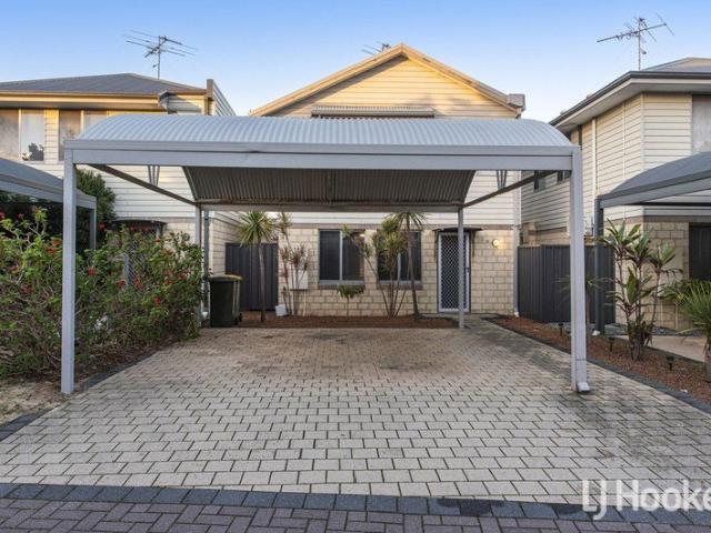 Townhouse for sale in Parklands, Western Australia