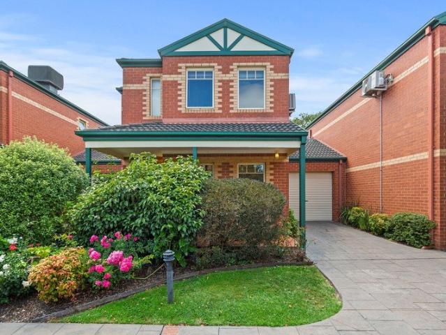 Townhouse for rent in Camerons Creek, Victoria