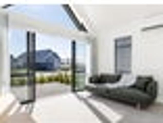 House for sale in Chaslands, Canterbury