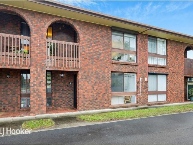 Townhouse for sale in Horseshoe Creek, South Australia