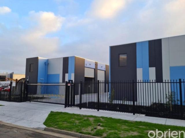 Warehouse for rent in Carrum Downs, Melbourne