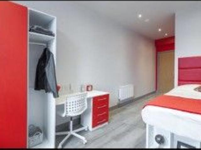 Room for rent in Highfields, Huddersfield