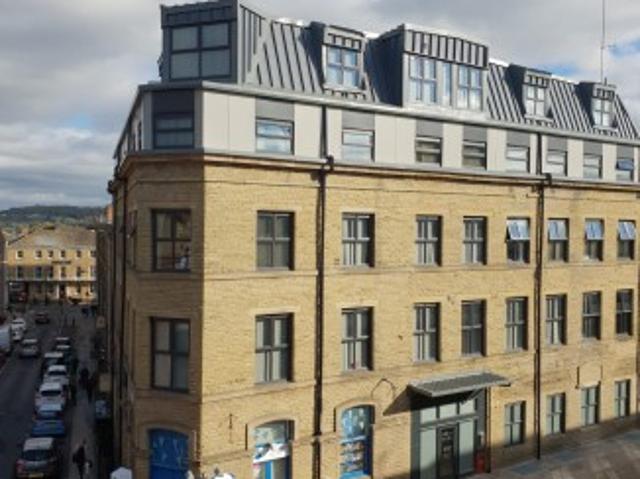 Room for rent in Highfields, Huddersfield