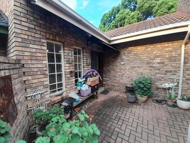 Property for sale in Bronberrik, Centurion