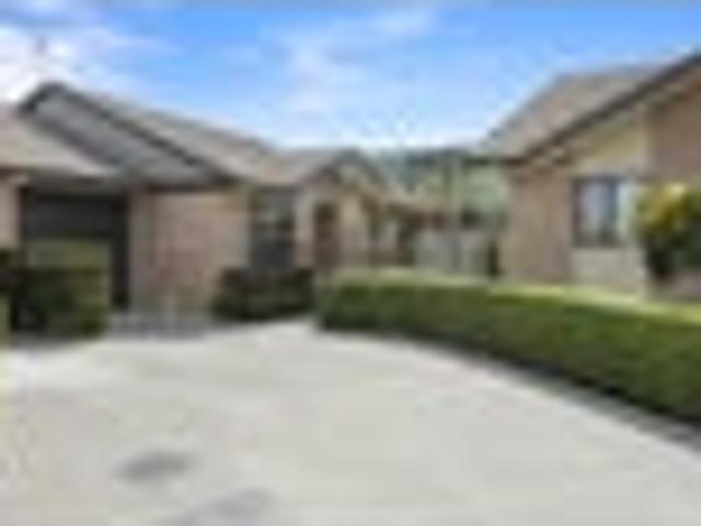 House for sale in Howick, Oroua County