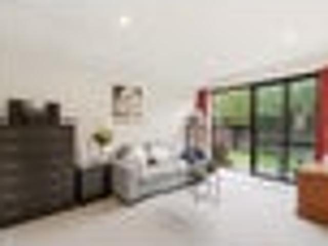 Apartment for sale in Heathcote, Canterbury