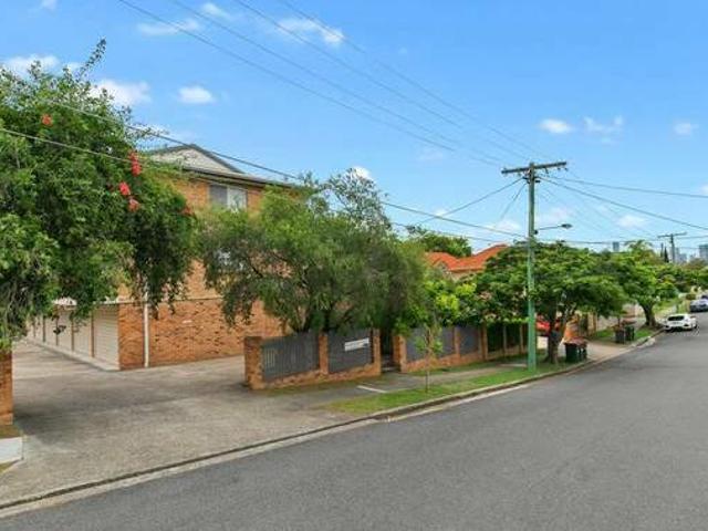 House for sale in Brisbane Adelaide Street, Queensland