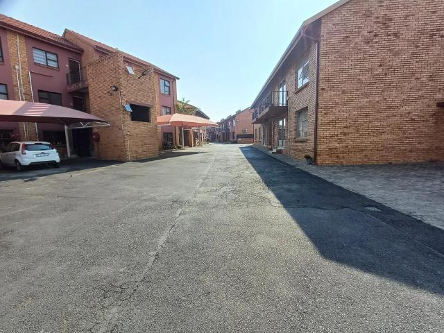Townhouse for sale in East Rand