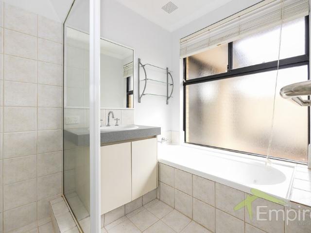 House for rent in Cloverdale, Western Australia