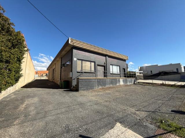 Warehouse for rent in Queanbeyan, New South Wales