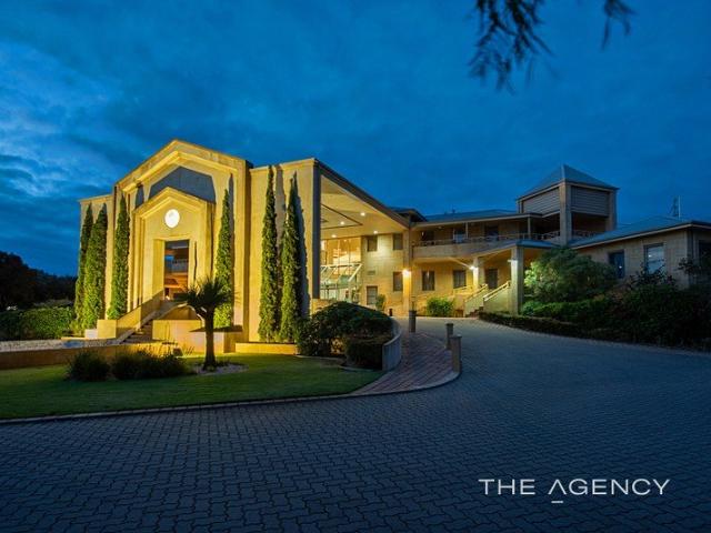 Apartment for sale in Broadwater, Western Australia