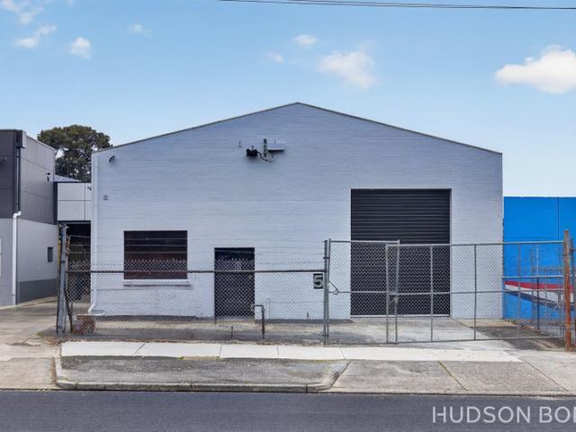 Warehouse for sale in Heidelberg West, Melbourne