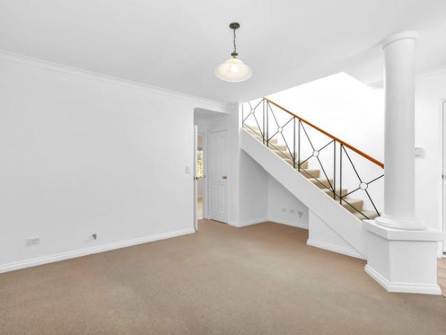 Townhouse for rent in Stirling, Western Australia