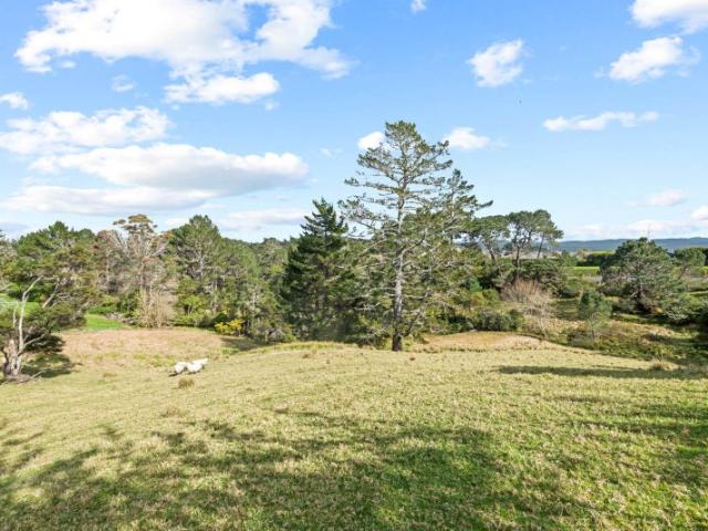 Land for sale in Kawau Island, Oroua County