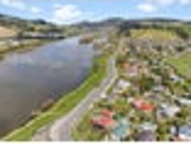 Land for sale in Huntly, Waikato