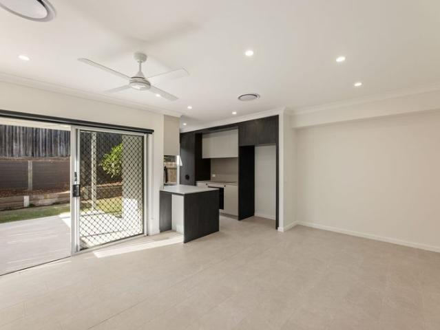 Townhouse for rent in Toombul, Queensland