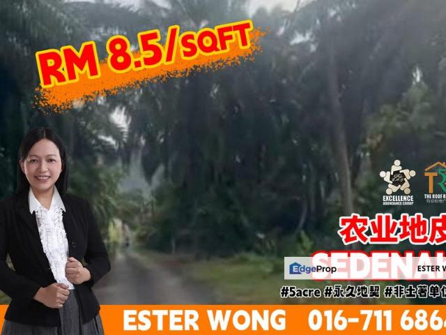 Shop for sale in Sedenak, Johor