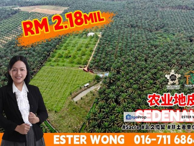 Shop for sale in Sedenak, Johor
