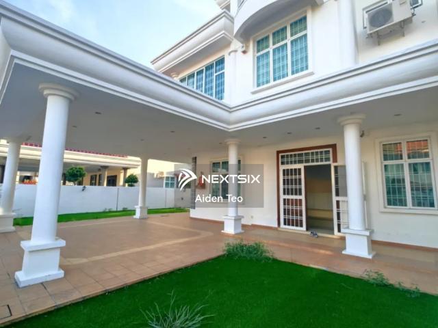 Shop for sale in Johor