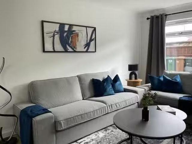 Apartment for rent in Ladywell, Dedridge