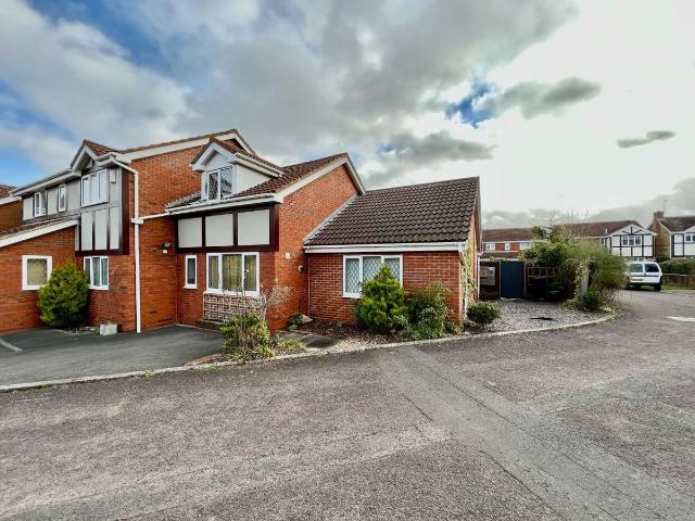 House for rent in Downend and Bromley Heath, Moorend