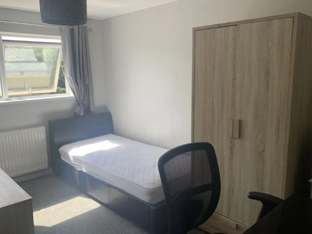 House for rent in Fox Hill, Dulcote