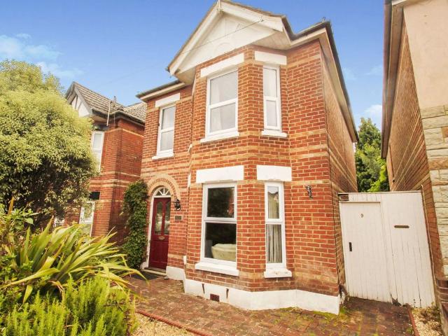 Apartment for rent in Talbot Village, Bournemouth