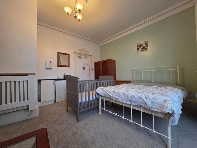 Room for rent in Coseley, Dudley