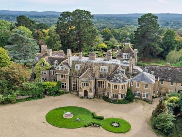 House for sale in Nuthurst, Horsham